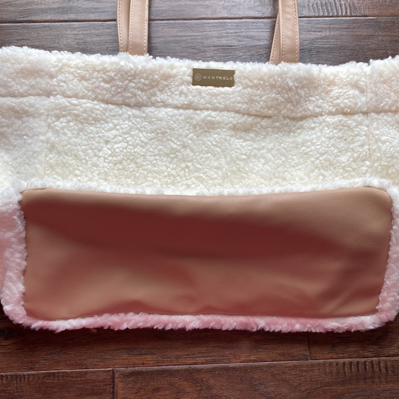 Wantable Sherpa tote - Picture 5 of 5